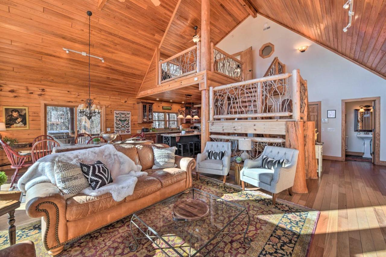 Luxe Cataloochee Cabin With Epic Mountain Views! Waynesville Dış mekan fotoğraf